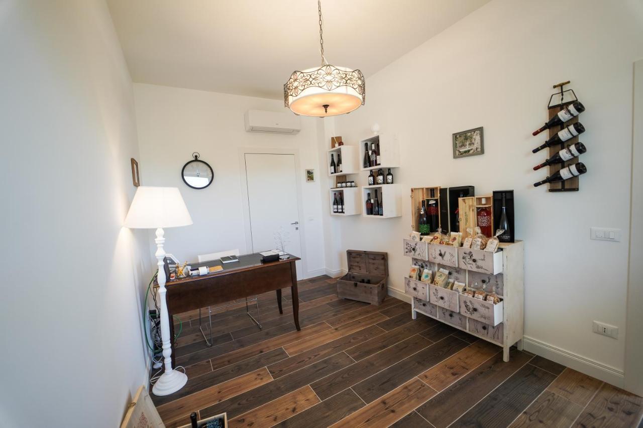 卡斯特拉纳格罗泰Almasol - Charme Experience住宿加早餐旅馆 外观 照片